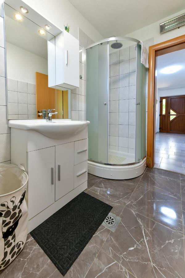 Apartman Plum Plitvice Drežnik Grad Exteriér fotografie